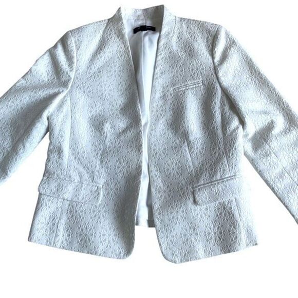 EUC Ann Taylor Petites White Jacquard Embroidered/Raised Leaf Pattern Sleek Open - Picture 10 of 12